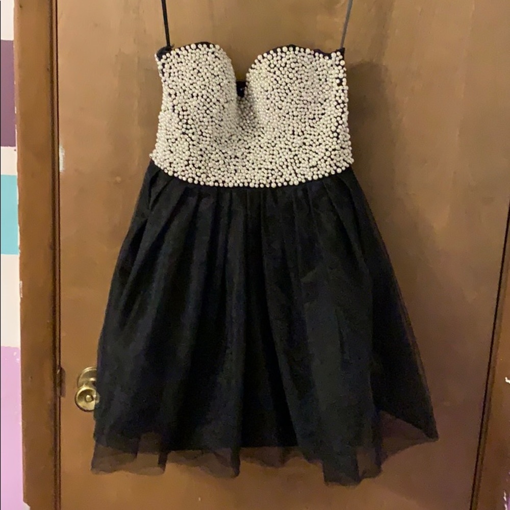 Strapless Black and pearl mini dress